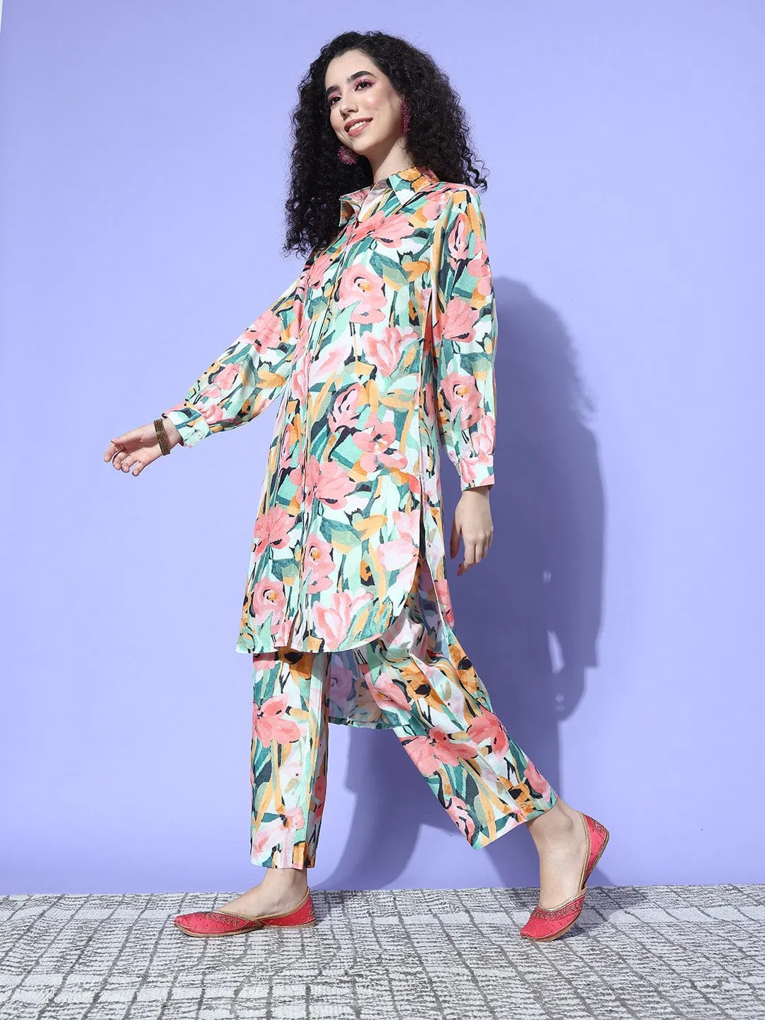 Peach Floral Printed Shirt Collar Straight Kurta Paired With Tonal Bottom