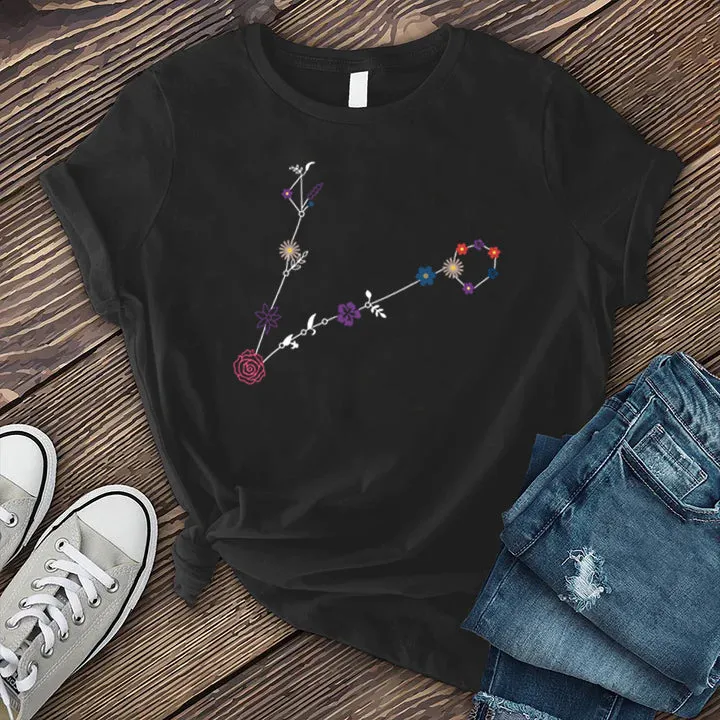 Pisces Floral Constellation T-shirt