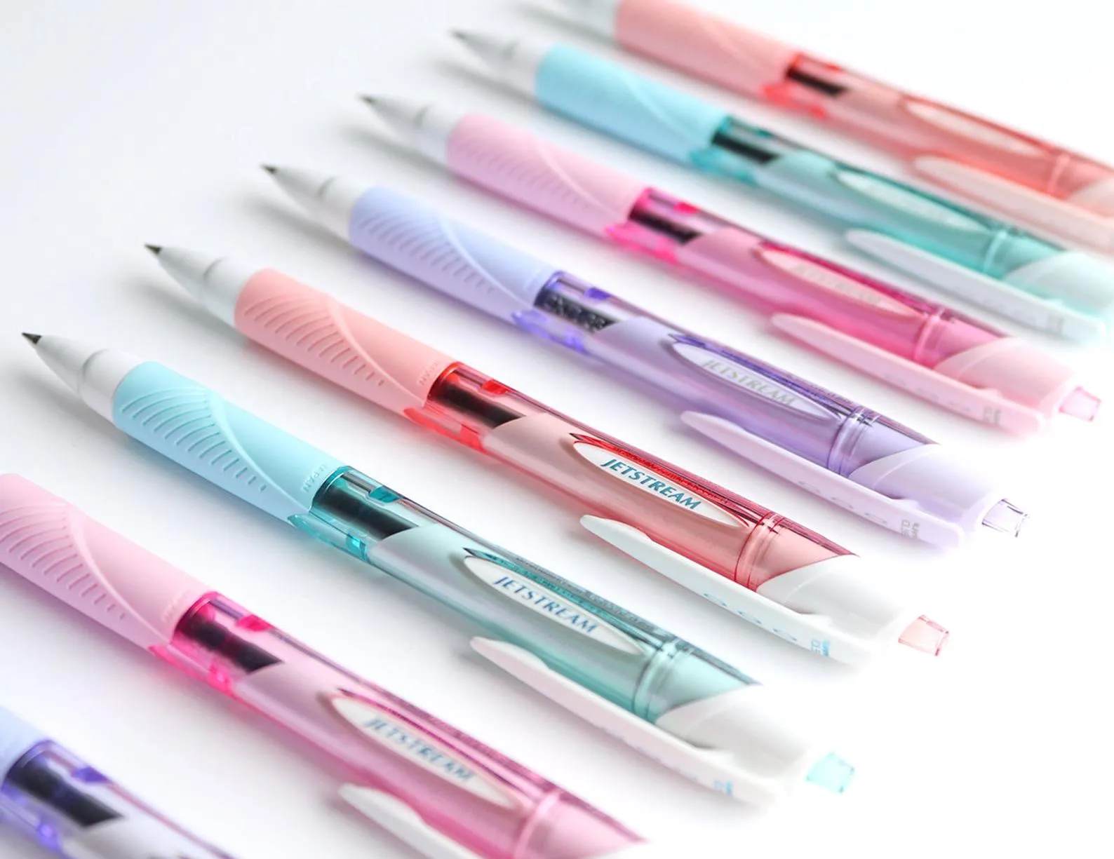 Uni Jetstream Standard Ballpoint Pen - 0.38 mm